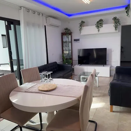 Johnny Appartement *