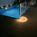 Johnny Apartment