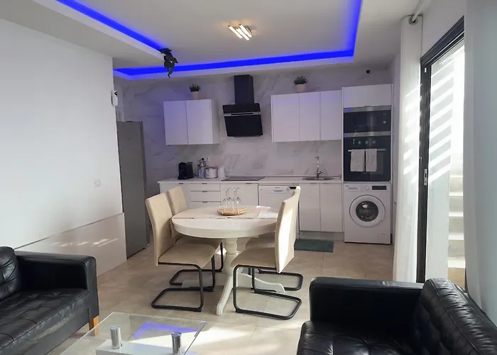 Johnny Апартаменты